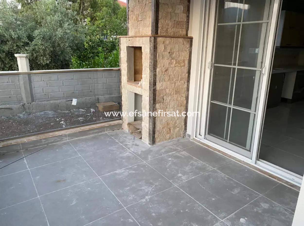 Muğla Ortacada 400 M2 Arsada Müstakil Sıfır 4+1 Villa Satılık