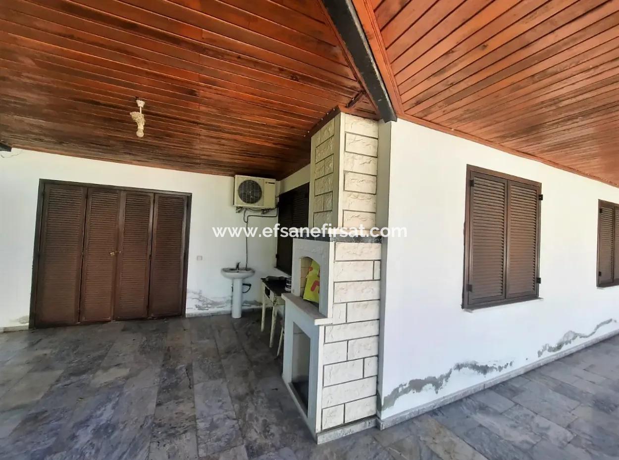 Köyceğiz Döğüşbelende 5179 M2 Bahçe İçinde 2 Adet Müstakil Ev Satılık