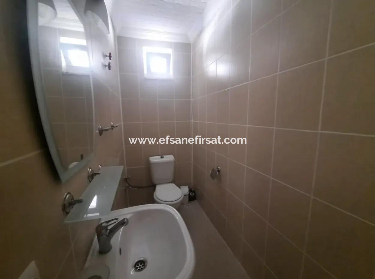 Köyceğiz Döğüşbelende 5179 M2 Bahçe İçinde 2 Adet Müstakil Ev Satılık