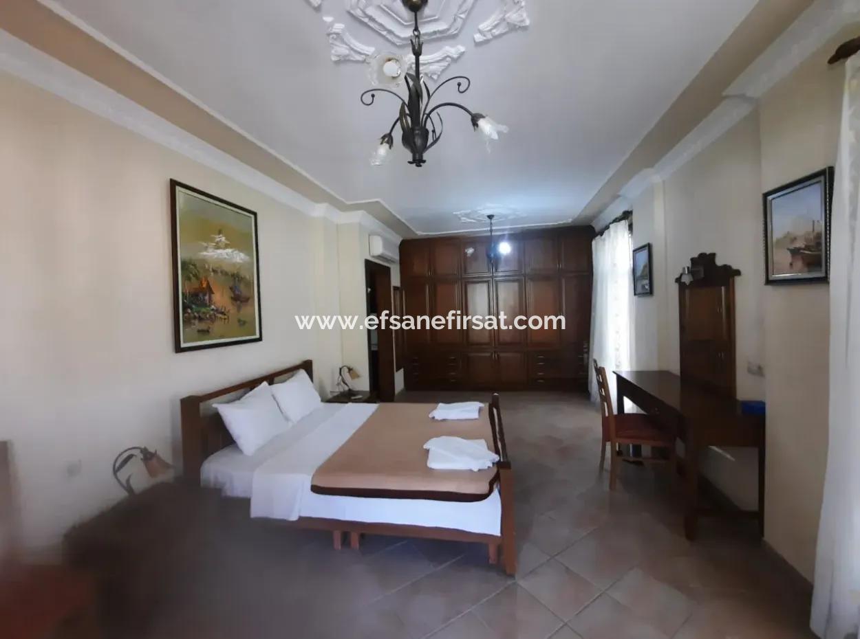 Muğla Ortaca Dalyan Da 280 M2 4+1 Jakuzili Tripleks Satılık