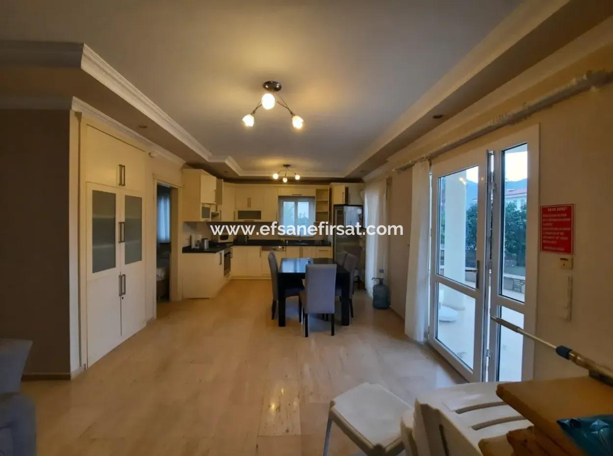 Dalyanda Müstakil 500 M2 Arsada 150 M2 4+1 Eşyalı Dubleks Yıllık Kiralık