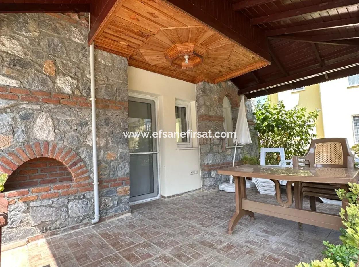 Muğla Dalyan Da 6 Villalık Sitede 3+1  Bağımsız  Eşyalı Taş Villa Kiralık