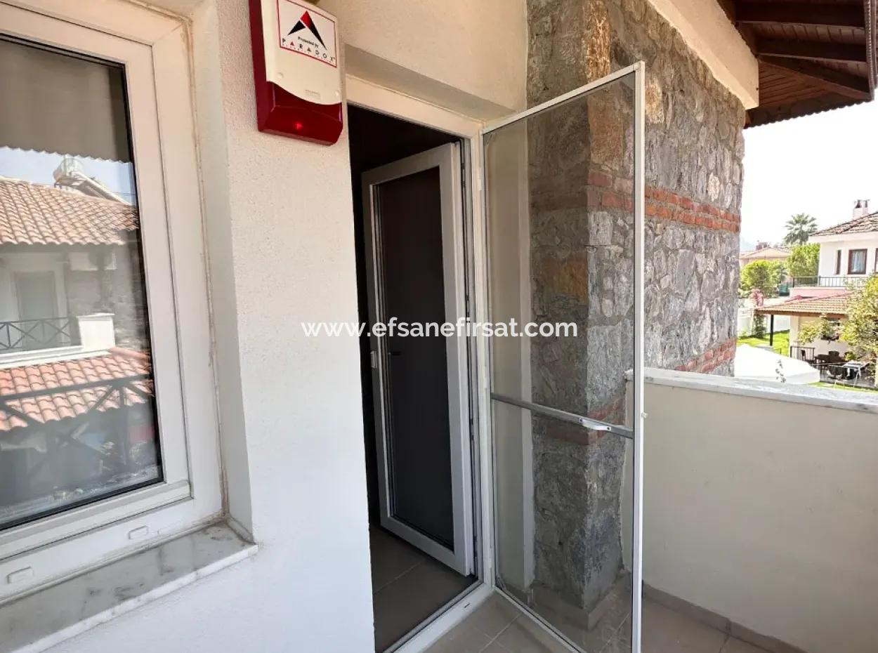 Muğla Dalyan Da 6 Villalık Sitede 3+1  Bağımsız  Eşyalı Taş Villa Kiralık