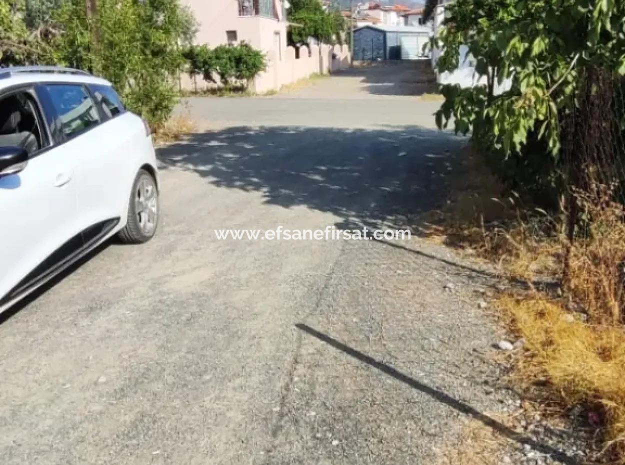 Ortaca Cumhuriyet Mah. 357 M2 Arsa İçinde 3 Katlı Ev Komple Satılık