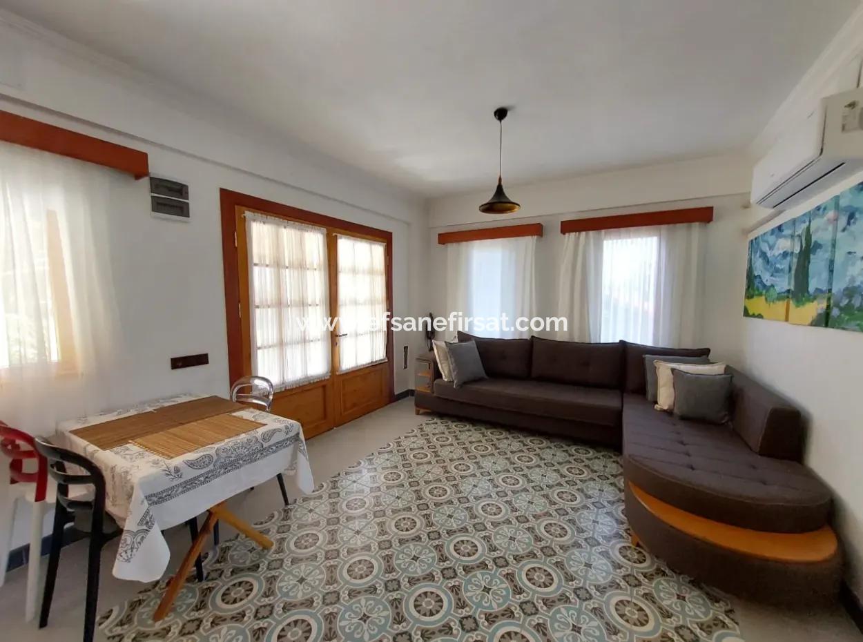 Muğla Köyceğiz Kavakarasında  2400 M2 Arsada 2 Adet 1+1  Daire Kiralık