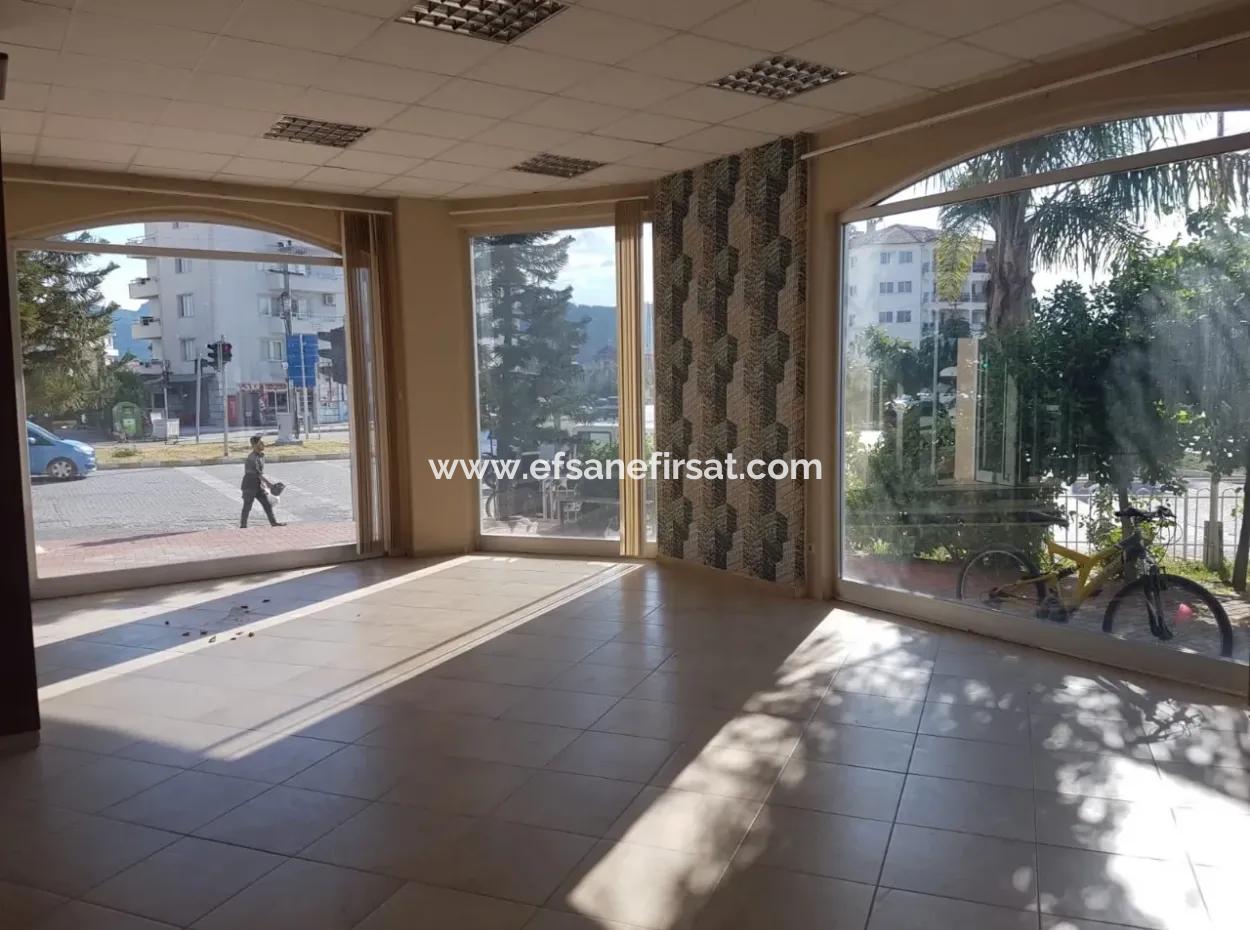 Ortaca Dalyan Anayol Kenarında Köşe Başı 120 M2 Kiralık Dükkan