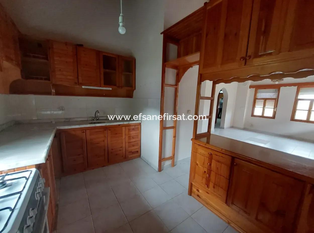 Muğla Dalyanda 500M2 Müstakil Arsada Eşyasız 4+2 Daireler Kiralık