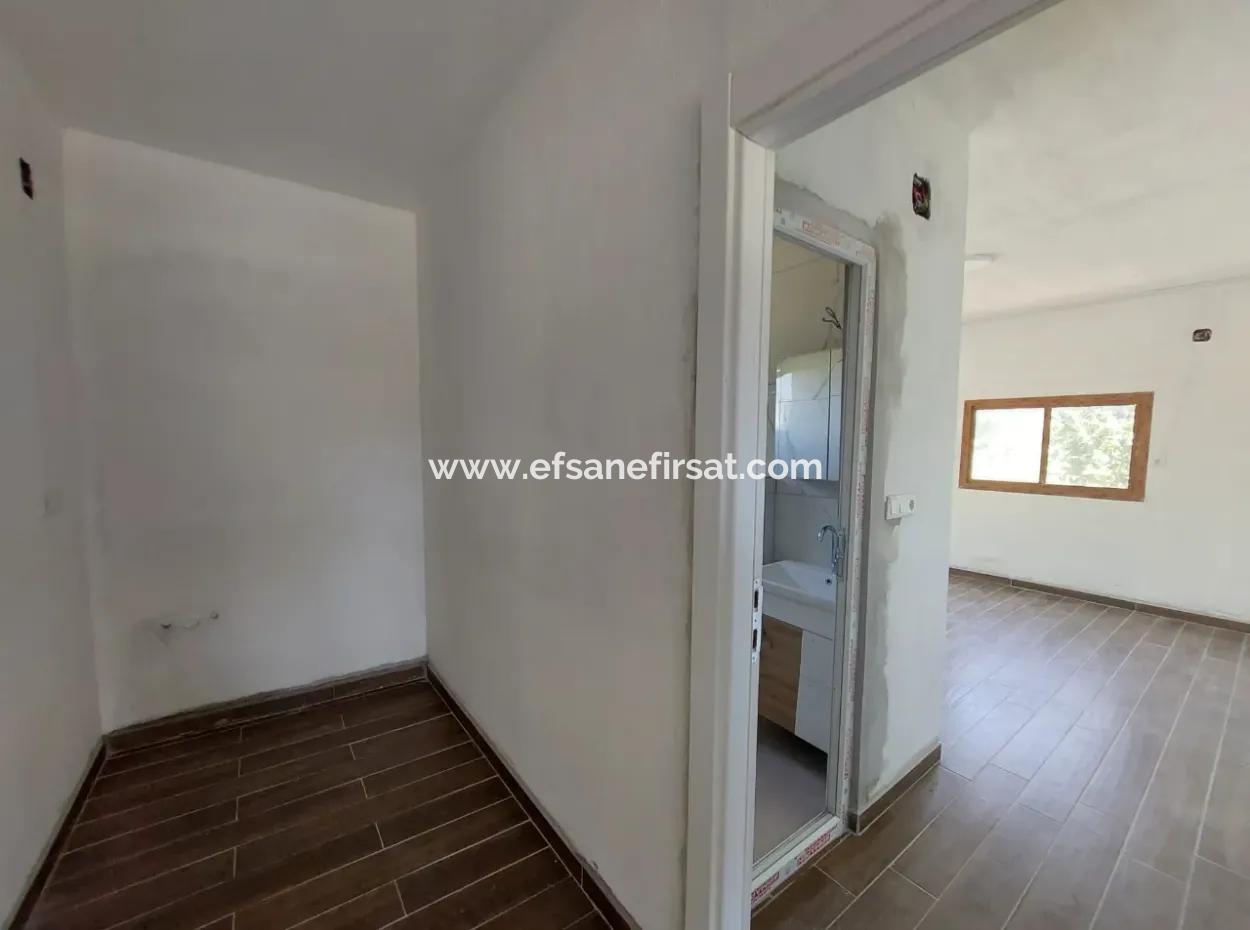 Muğla Dalyan Arıkbaşında 2+1 Eşyasız Kiralık Tek Katlı Müstakil Ev