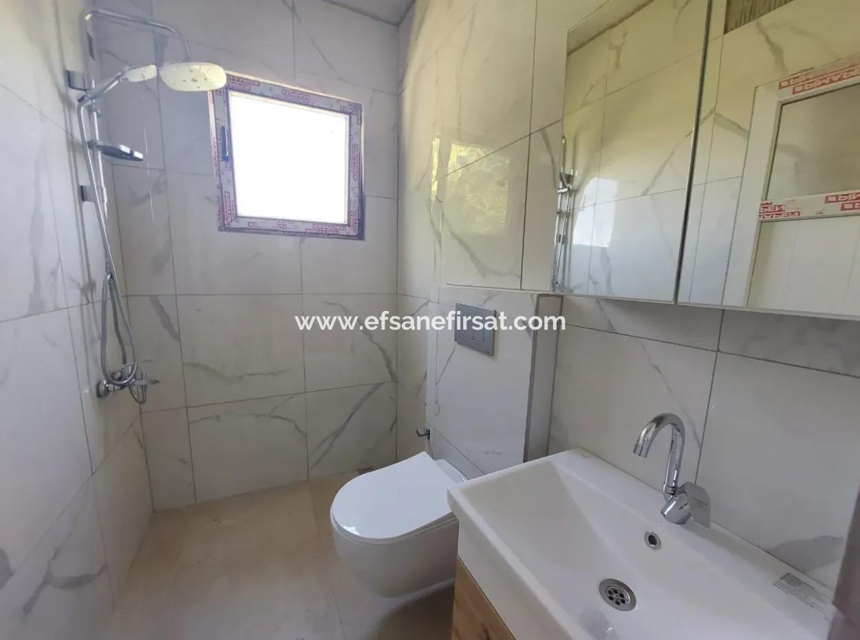 Muğla Dalyan Arıkbaşında 2+1 Eşyasız Kiralık Tek Katlı Müstakil Ev