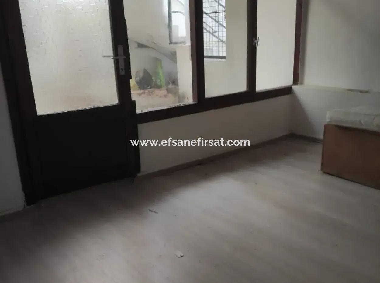 Muğla Ula Akyakada İşlek Caddede Düz Giriş Dükkan Acil Satılık