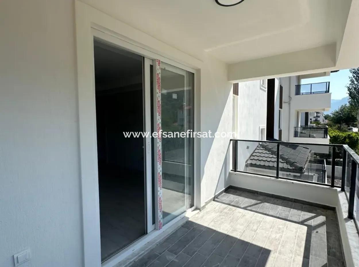 Ortaca Çaylı Mahallesinde Satılık 2+1 90M2 Ara Kat Daire