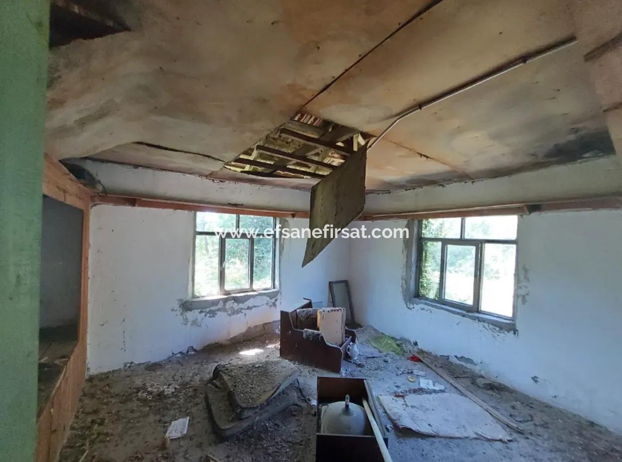 Ortaca Ekşiliyurt  1 900 M2 Arazide 2 Adet Köy Evi Ve Ahır Satılık