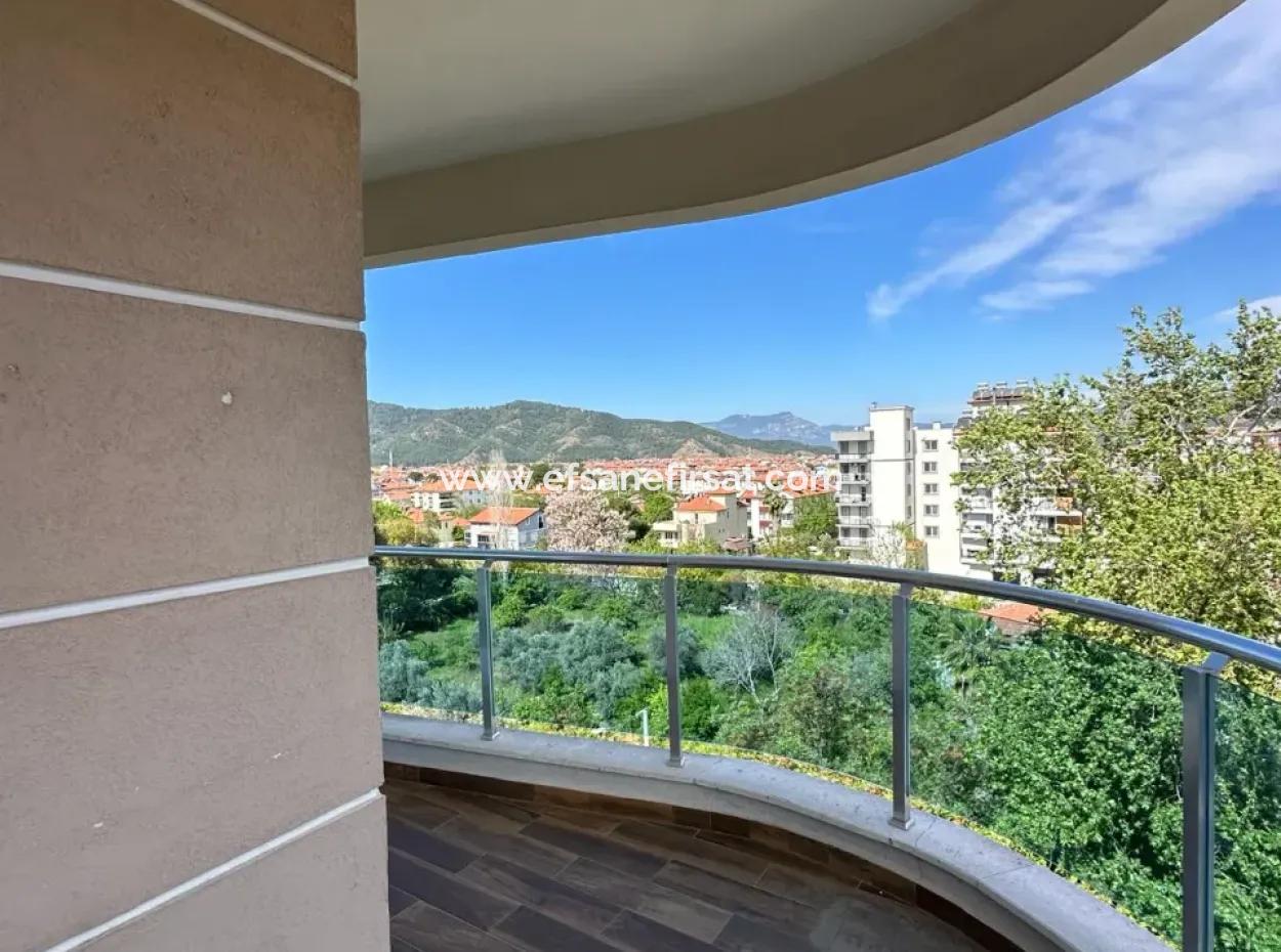 Rezidansta 3+1 Lüks Bulvara Cephe Daire Kiralık