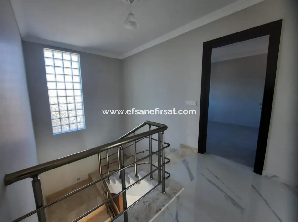 Ortaca Çaylıda Lüks 4+1 Müstakil Villa Satılık