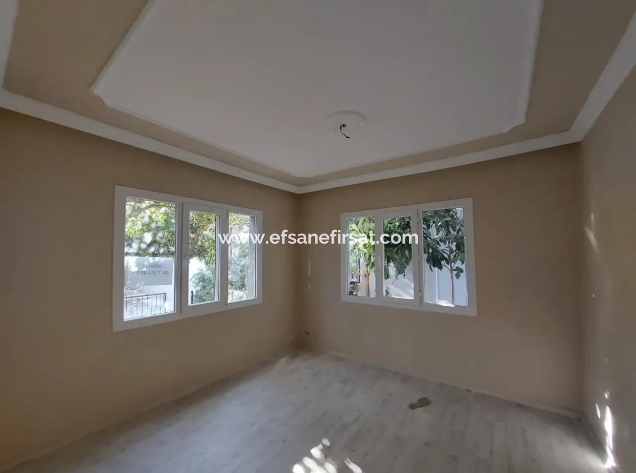 Muğla Ortaca Dalyanda 200 M2 Arsada  2+1, 90M2 Bahçeli Daire Satılık