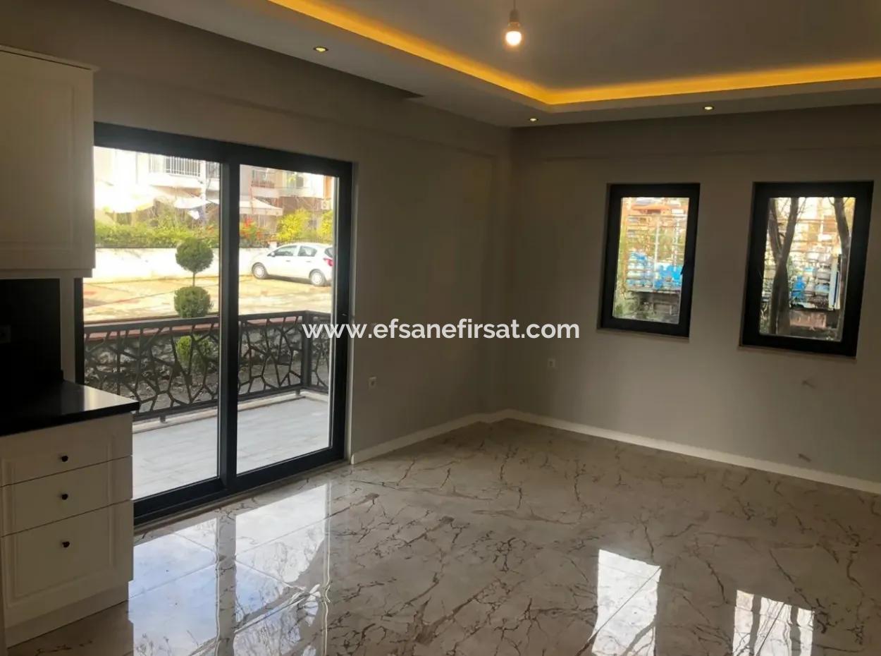 Köyceğizde Satılık Göl Manzaralı Sıfır Çatı Dubleks