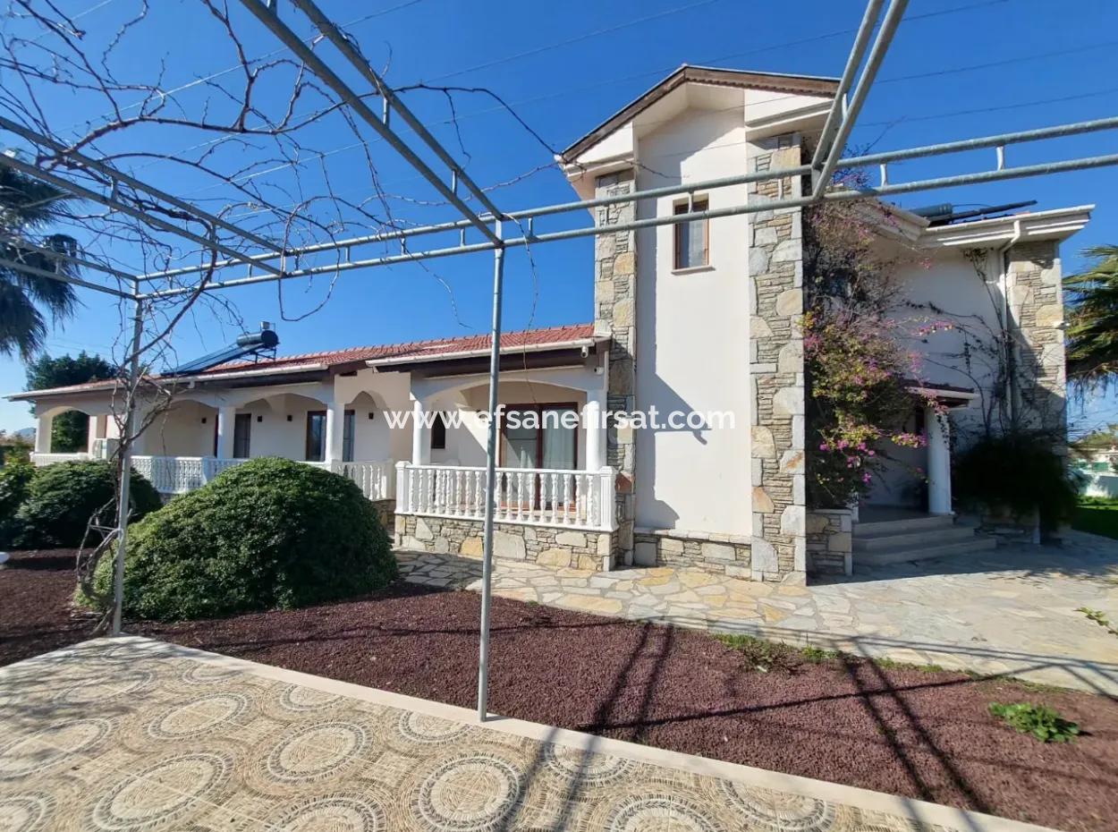 Muğla Ortaca Dalyanda 6.000 M2 Arazide 5+1 Yüzme Havuzlu Lüks Villa Satılık