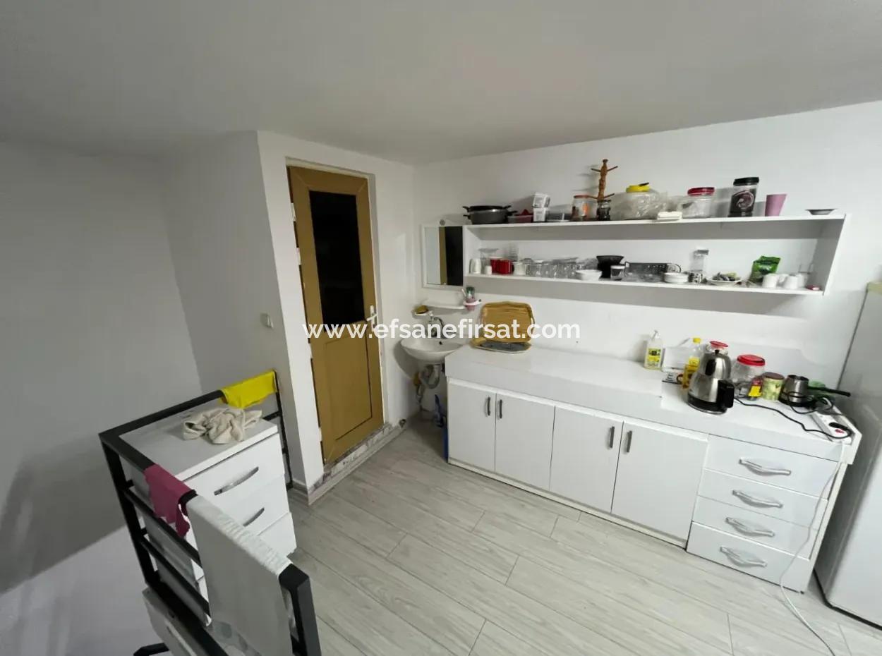 Ortaca Terzialilerde İşlek Caddede 54M2 Dükkan Satılık