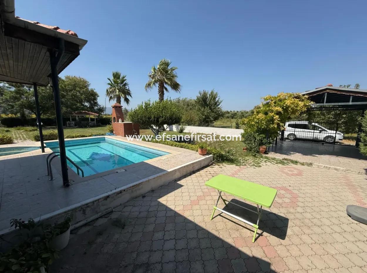 Ortaca, Dalyan 4.500M2 Arazide Yüzme  Havuzlu 3+1, 100 M2 Villa Satılık