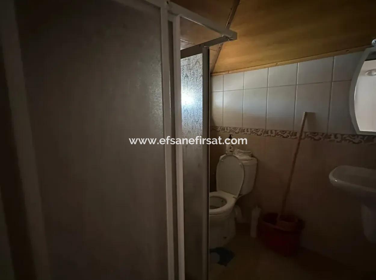 Ortaca Cumhuriyet De 1+1 Çatı Katı Daire Kiralık