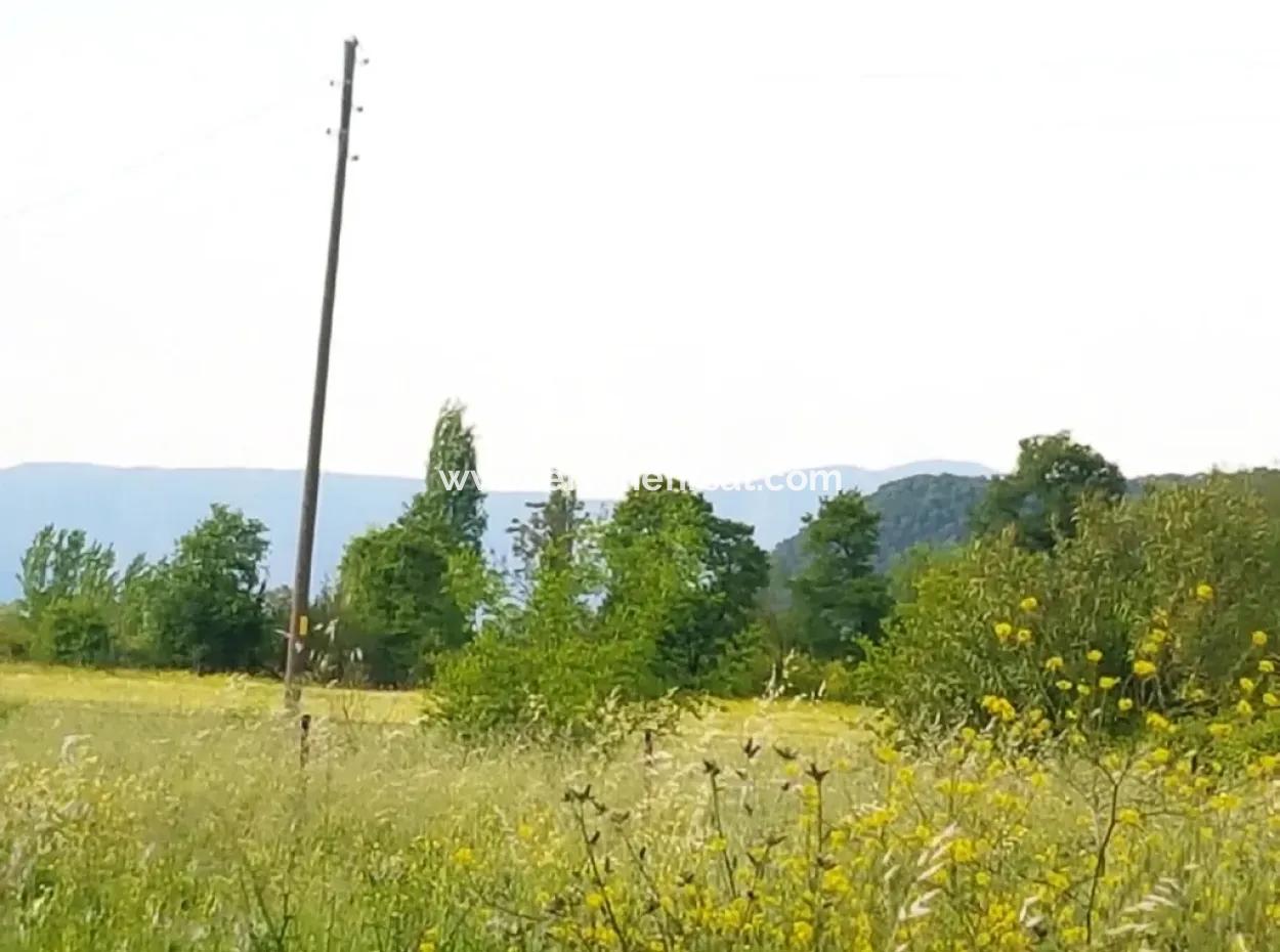 Okçularda Satılık Köşe Başı Arsa