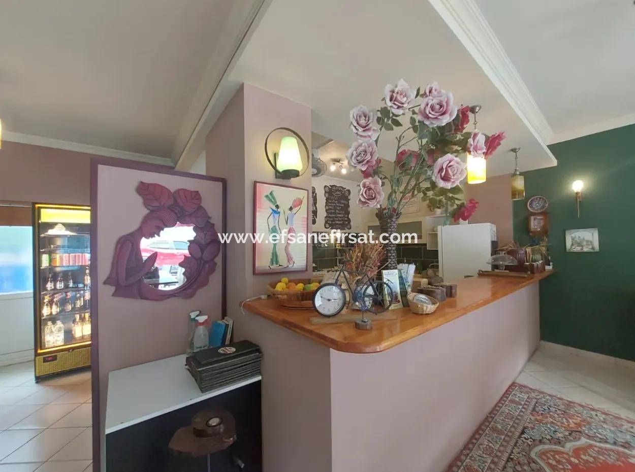 Dalyan Kanal Manzaralı Merkezde Kapı Müşterisi Hazır Devren Kiralık Cafe