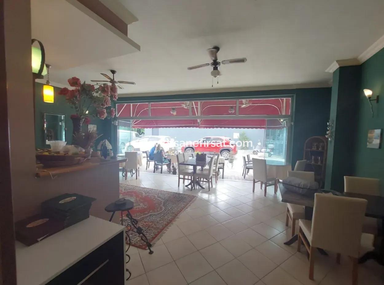 Dalyan Kanal Manzaralı Merkezde Kapı Müşterisi Hazır Devren Kiralık Cafe