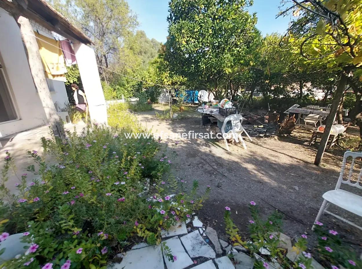 Köyceğiz Çandır Dalyan Kanalına Sıfır 865 M2 Ev Ve Restaurant  Satılık