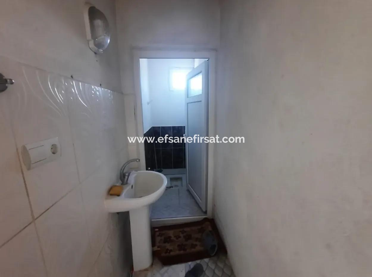 Çameli Kızılyakada 5 000 M2 Müstakil Arazide 2+1  Ev Ve  200 M2  Ahır Satılık