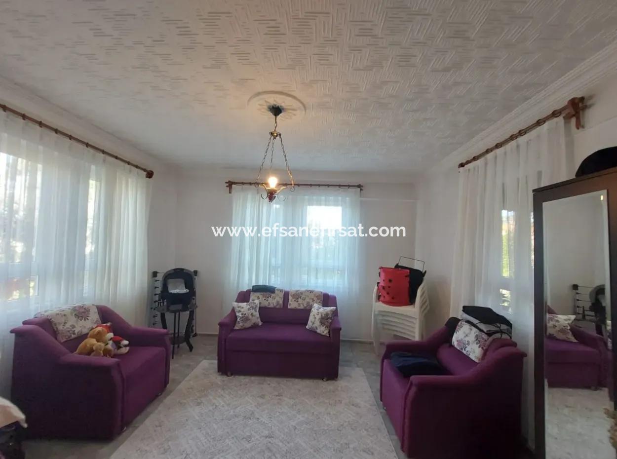 Ortaca Kemaliye De 645 M2 Arazide 4+1 Ve 3+1 Yüzme Havuzlu Ev Satılık Veya Takas