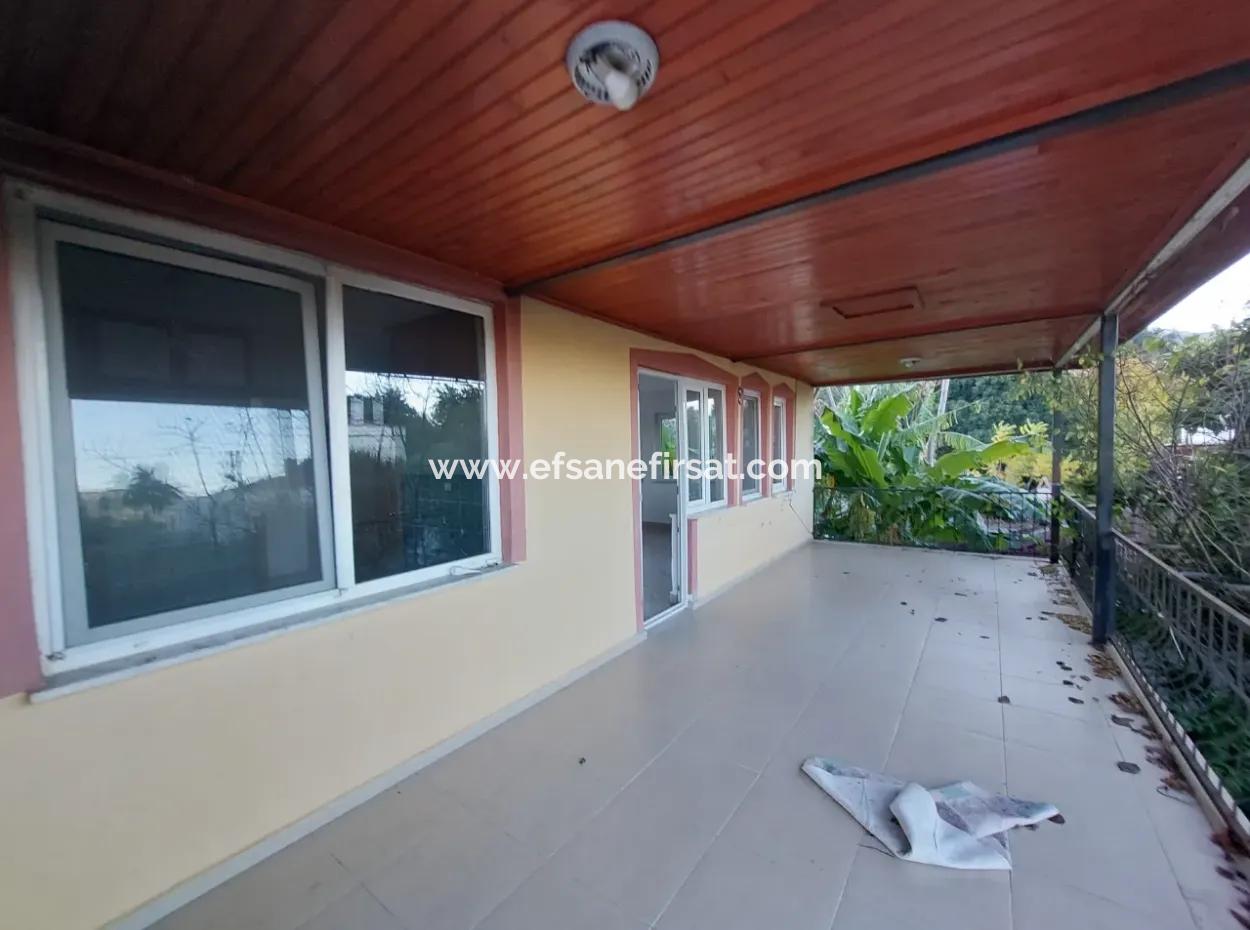 Ortaca Marmarlıda Bahçeli 150 M2, 3+1 Üst Kat Eşyasız Daire Kiralık