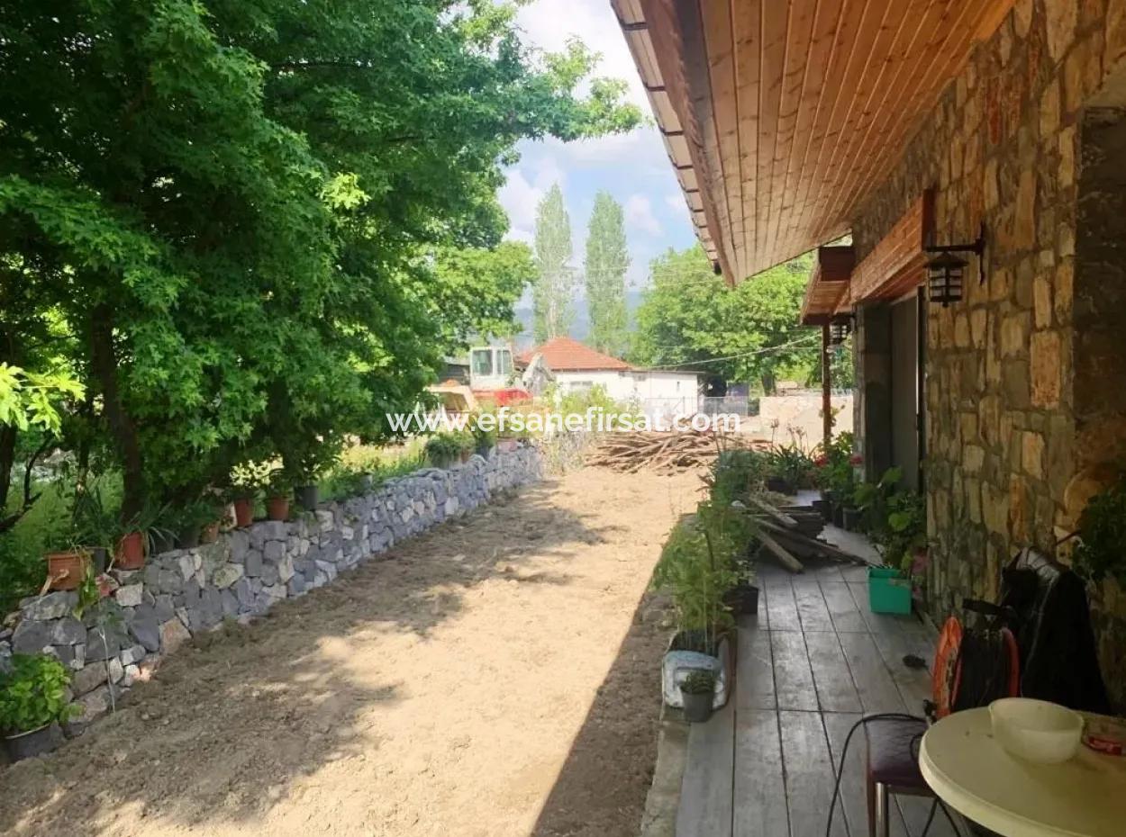 Okçular Marmarlıda Kiralık Sıfır Müstakil Eşyalı Taş Ev