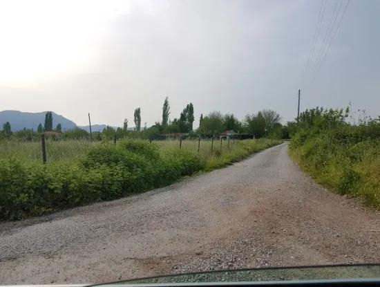 Okçularda Satılık Köşe Başı Arsa