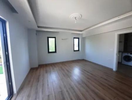 Muğla Dalyanda 520 M2 Arsada 230 M2 5+1 Ultra Lüks Villa Satılık