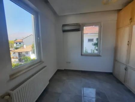 Köyceğizde Göle Yakın Yüzme Havuzlu, Eşyalı, 7+1 Müstakil Tripleks Mayısa Kadar  Kiralık