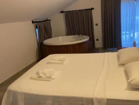 Muğla Ortaca Dalyan Da 6+1 Lüks Jakuzili Villa Günlük Haftalık Kiralık