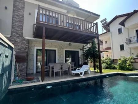 Muğla Dalyan Da Satılık Yüzme Havuzlu Sıfır, Eşyalı 5+1 Lüks Villa