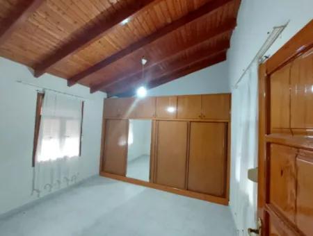 Muğla Dalyanda 500M2 Müstakil Arsada Eşyasız 4+2 Daireler Kiralık