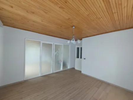 Ortaca Marmarlıda Eşyasız 160 M2, 2+1 Giriş Kat Daire Kiralık.