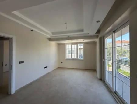 Merkezde Yüzme Havuzlu 2+1 Sıfır Giriş Kat Daire Kiralık