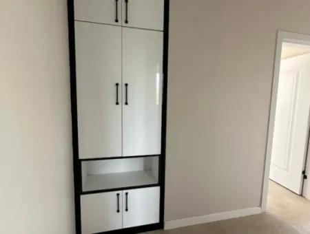 Merkezde Yüzme Havuzlu 2+1 Sıfır Giriş Kat Daire Kiralık