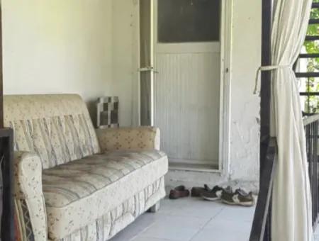 Muğla Köyceğiz Gülpınarda  Köyceğiz Gölüne Yakın Bahçeli Kargir  Köy Evi Satılık