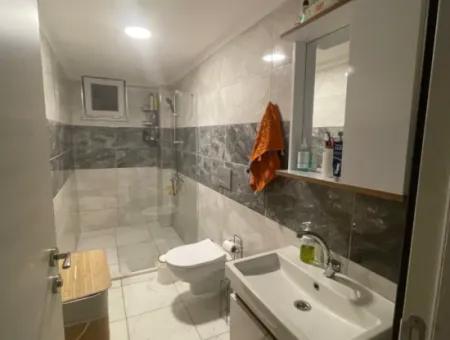 Ortacada Merkezi Konumda Eşyasız 1+1 Geniş Daire Kiralık.
