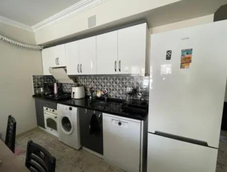 Ortacada Merkezi Konumda Eşyasız 1+1 Geniş Daire Kiralık.
