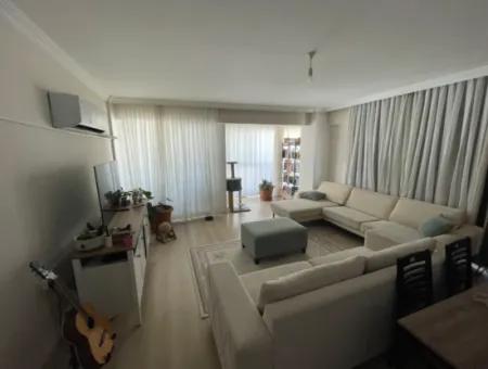 Ortacada Merkezi Konumda Eşyasız 1+1 Geniş Daire Kiralık.