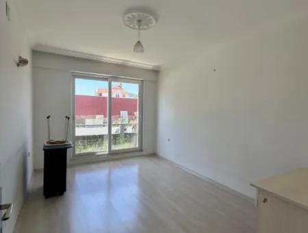 Cumhuriyet Mahallesinde Kiralık 3+1 Daire