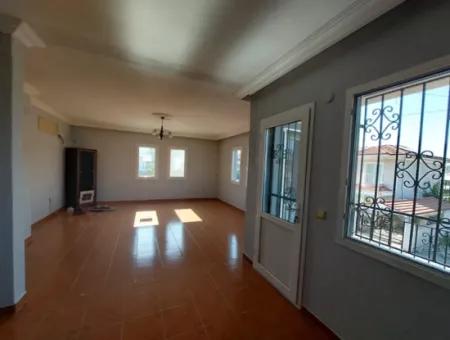 Dalyan’da 130 M², 3+1 Eşyasız Bahçeli 2 Daireden Üst Kat Daire Kiralık