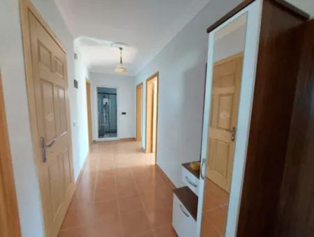 Dalyan’da 130 M², 3+1 Eşyasız Bahçeli 2 Daireden Üst Kat Daire Kiralık