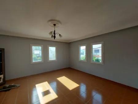 Dalyan’da 130 M², 3+1 Eşyasız Bahçeli 2 Daireden Üst Kat Daire Kiralık