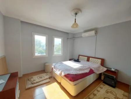 Dalyan’da 130 M², 3+1 Eşyasız Bahçeli 2 Daireden Üst Kat Daire Kiralık